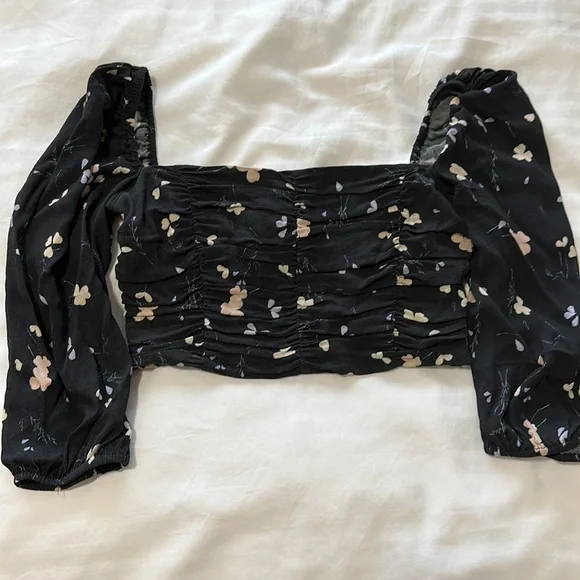 Aritzia Wilfred blouse medium black - Picture 2 of 3